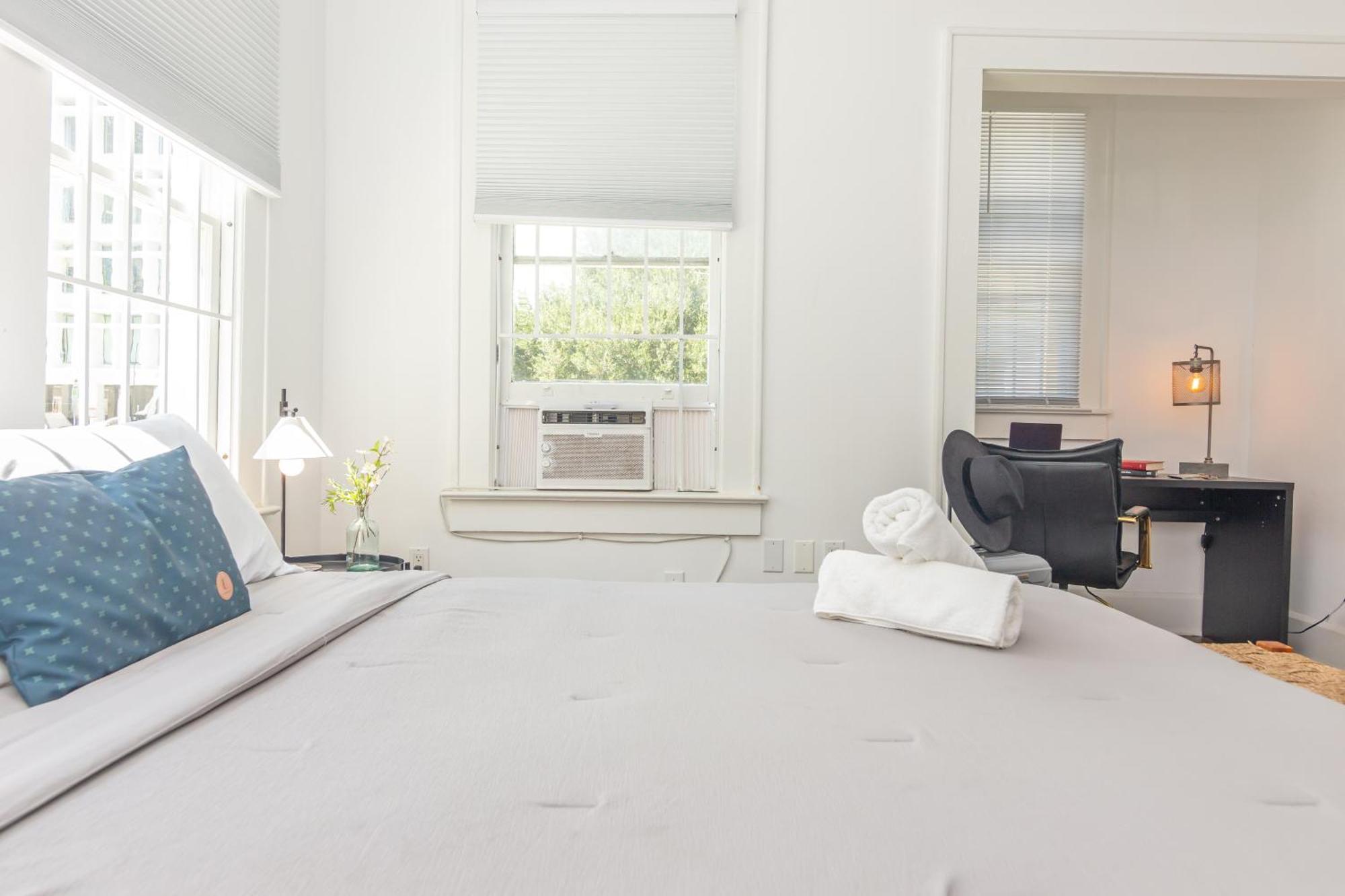 Miami Two Bedroom Apartment - Heart Of Wynwood & Edgewater - Private Parking Spot Bagian luar foto